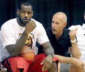 詹姆斯爆料白人视频在线观看,揭秘网络传播背后的隐秘  第2张